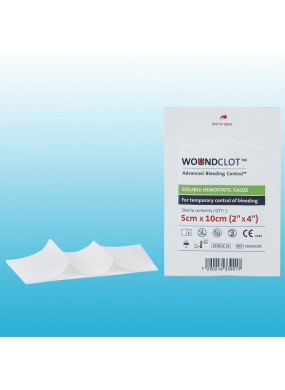 WoundClot OTC - jeweils zu 20 Stück verpackt, mit entfalteter Gaze